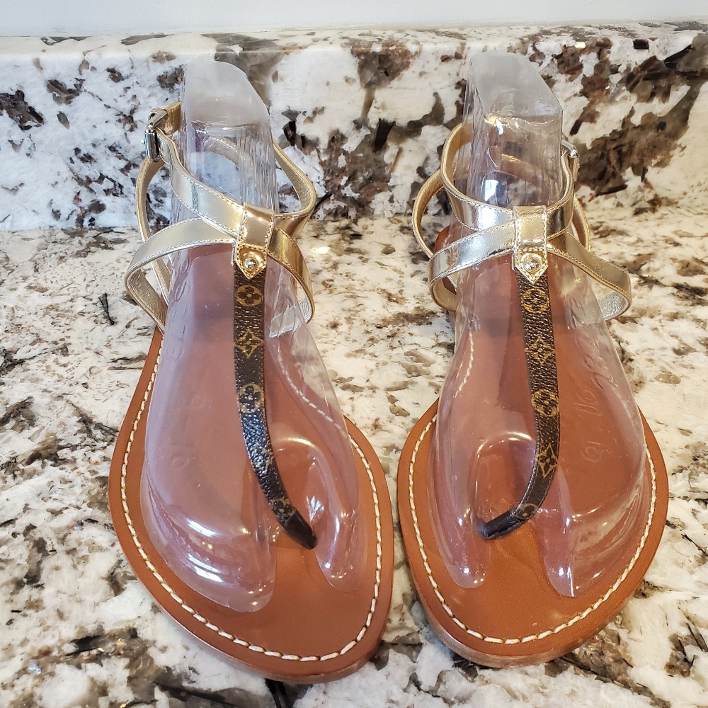 LOUIS VUITTON  SANDALS